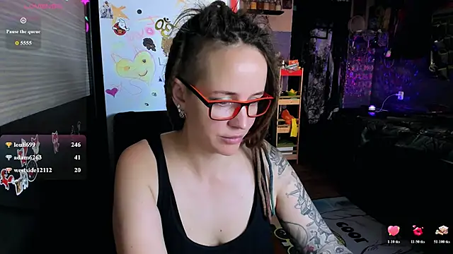 LisaFoxy_y's Live XXX Chat