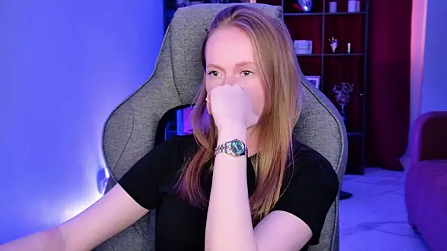 BellaRosewood's Live XXX Chat