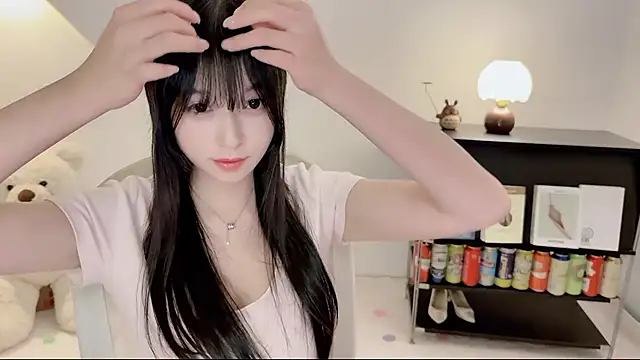 Onechestnut XXX чат на живо