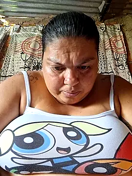 Juli_Powl's Live XXX Chat
