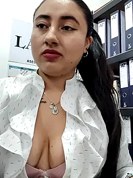 צ'אט XXX בשידור חי של _Sarah-Office1