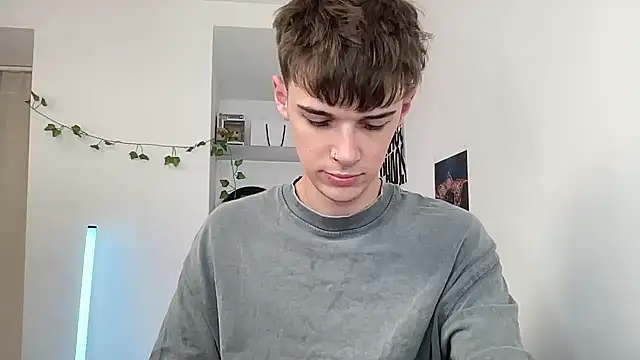 YourMilkyGuy Live XXX-chat