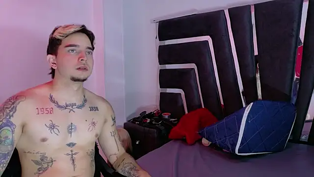 AliceandMaxn Live XXX chat