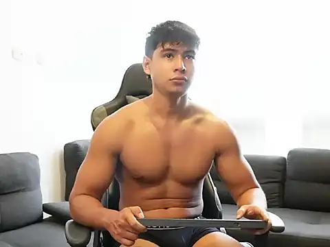 Chat +18 de Bray_Kevin ao vivo
