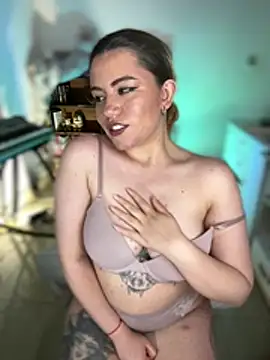 Chat +18 de NikkiNix ao vivo