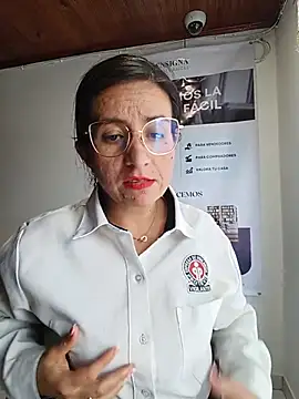 Chat +18 de Valentina--1 ao vivo