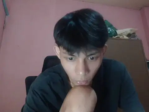 Kyoshi_19 Live XXX Chat