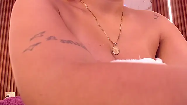 aixa_show – Naživo XXX chat