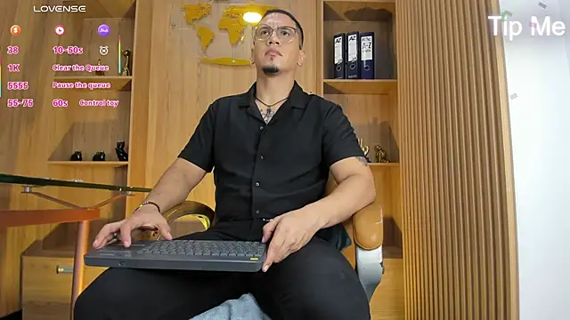 JoshMillerr_ – Naživo XXX chat