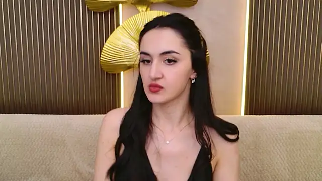 Chat +18 de Elizabeth_Meyer ao vivo