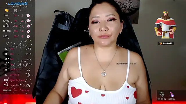 Chatroom XXX en direct de LisaAsianFlower