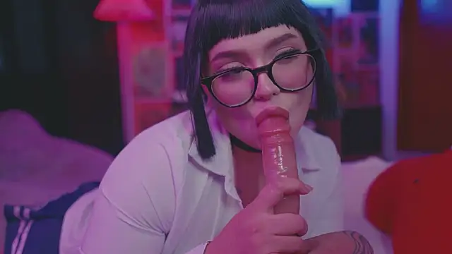 XXX chat uživo modela sensualkattt