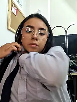 Angela__05 – Naživo XXX chat