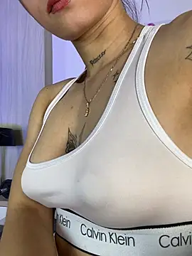 Chat XXX ao vivo de JuliaColemann