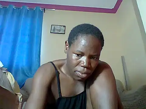 Chat XXX ao vivo de Blacksexyqueen24