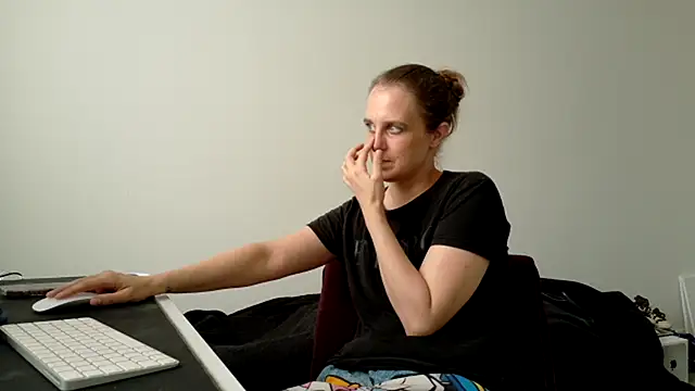 Chantalee live XXX chat