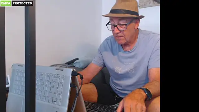 bluedae1n Live XXX chat