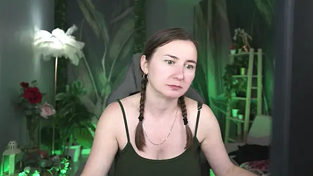 Golden_Dragon Live XXX Chat