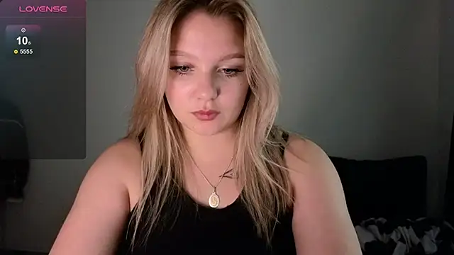 bettyloveu Chat XXX in diretta