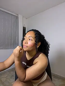 Chat +18 de AFRICANIA ao vivo