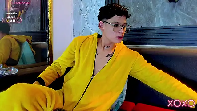 Brianhot0F – Live XXX-chat