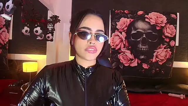 EvaaFoxxy1 Live XXX-chat