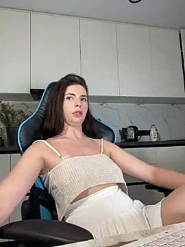 Czat XXX na żywo – CurlyLara