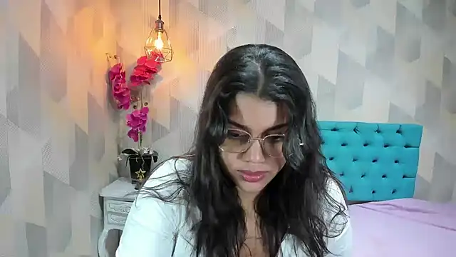 LindaBreeS Live XXX-Chat
