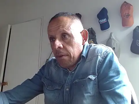 AlekNoir Live XXX Chat