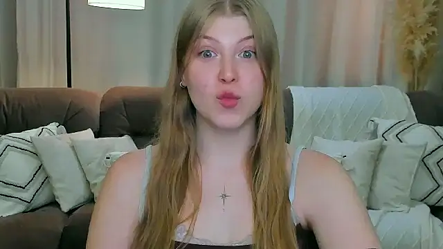 Stella_Light Chat XXX in diretta