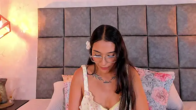 Roseaurora Chat XXX in diretta