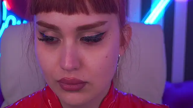 DawnGwin Adlı Modelin Canlı XXX Sohbeti
