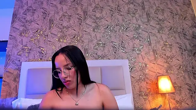 ValkyriaSteel Chat XXX live