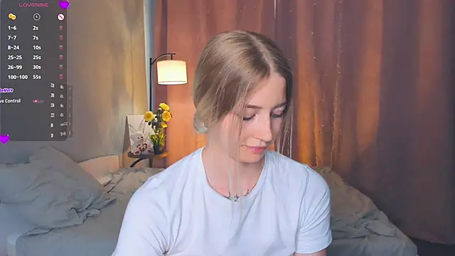 Živý XXX chat DeniseMekus