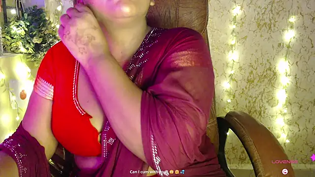 ItsMiraDesire's Live XXX Chat