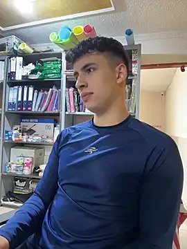 AdrianRinaldi Webcamshow