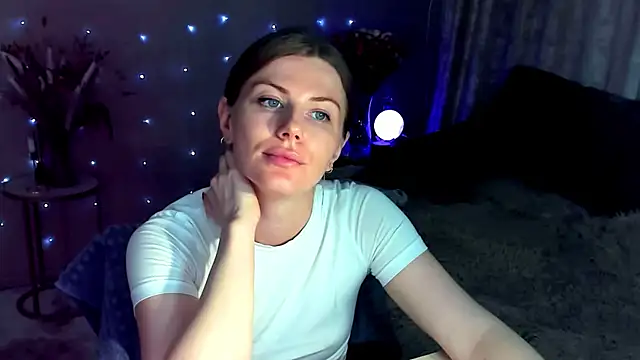JinnaGreat Chat XXX in diretta
