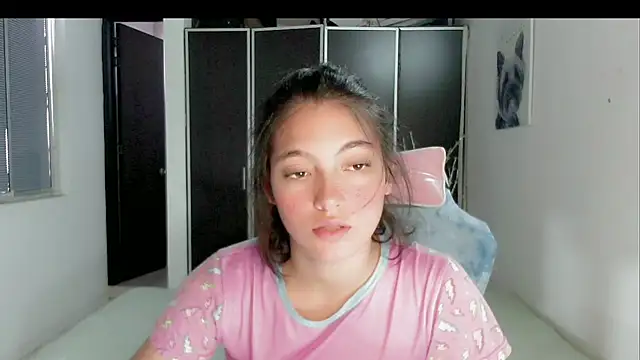 Dolce_more's Live XXX Chat