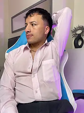 Dereck_Klain XXX чат на живо