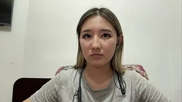 CloudyClamber – Live XXX-chat