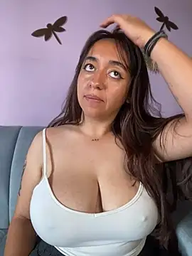 Im_Luuu লাইভ XXX চ্যাট