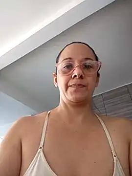 nicolle_milf1978 – Live XXX-chat