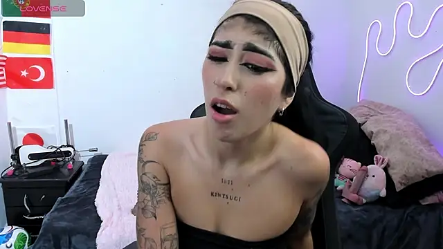 צ'אט XXX בשידור חי של chaymae_nah_