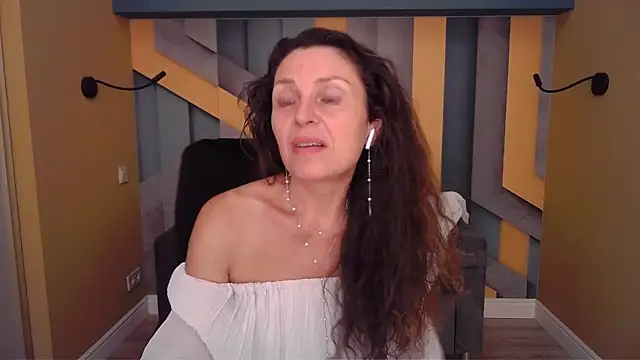 Czat XXX na żywo – EllaLong