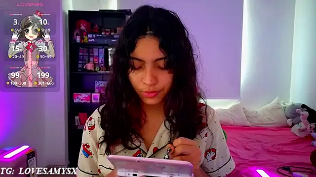 Lovelyamyy's Live XXX Chat