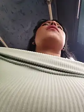 Czat XXX na żywo – _andrea30