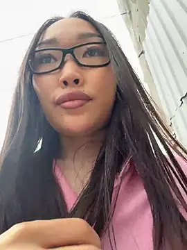 trytomakememoam's Live XXX Chat