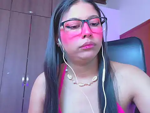 _ALLYSON18_'s Live XXX Chat