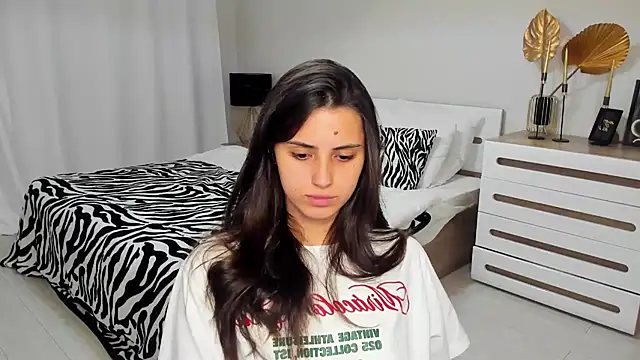 Chat +18 de Jasmine_Stewart ao vivo