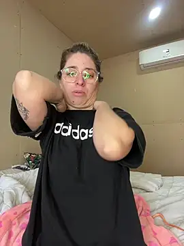 soyanahii Chat XXX in diretta